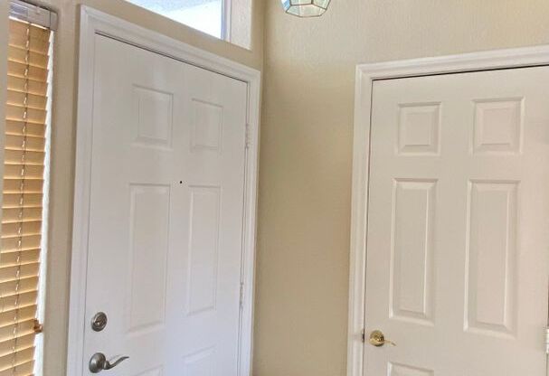 3 beds, 2 baths, $1,790
