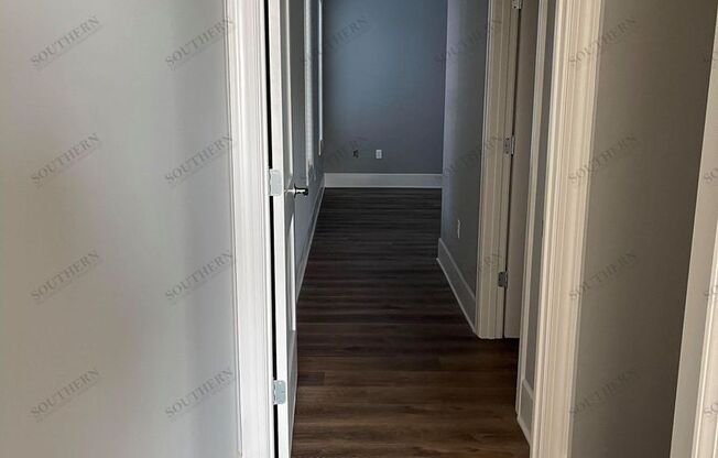 2 beds, 2 baths, 1,000 sqft, $1,300, Unit Suite 50