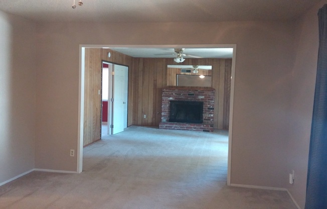 3 beds, 2 baths, $2,095