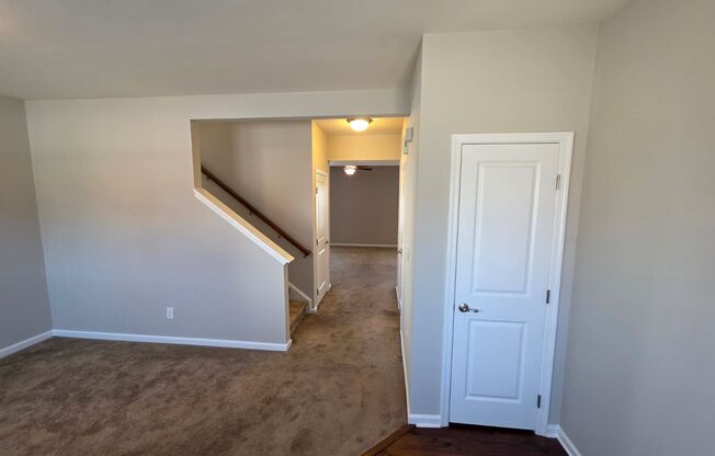 Charming 4 Bed • 2½ Bath Home in The Farm at Riverpointe!