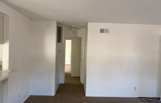 Brookshire Ave 12562 (15)