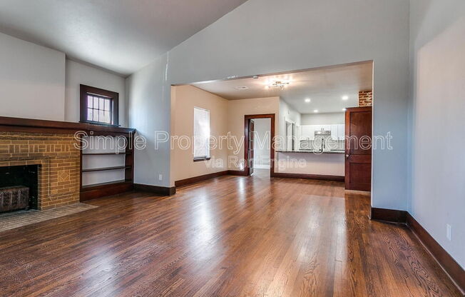 421 NW 25 ST