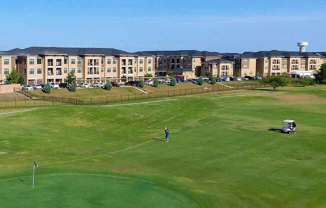 Mansfield on the Green Golf