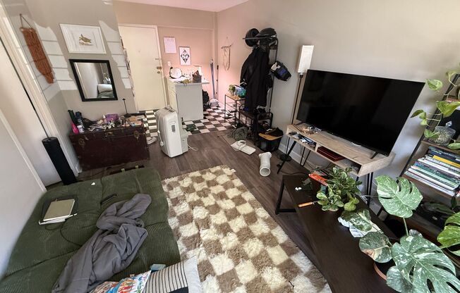 1 bed, 1 bath, 525 sqft, $895, Unit #103