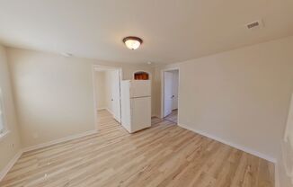 2 beds, 1 bath, $795