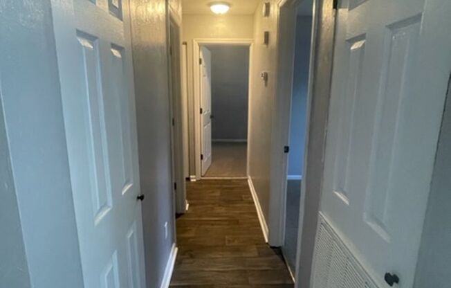 3 beds, 1.5 baths, 910 sqft, $1,400, Unit 4621 Autu