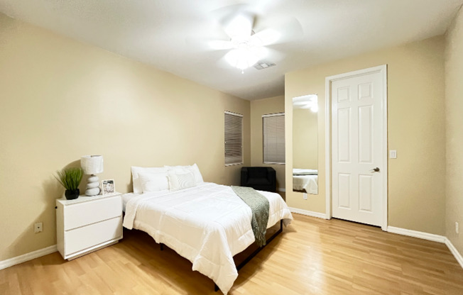 8089 VILLA DE CIELO ST