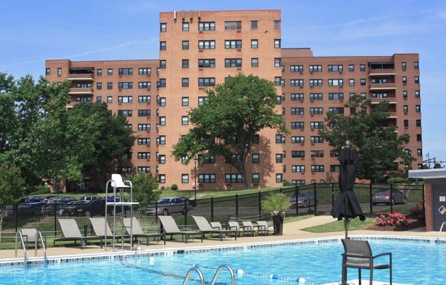 Swimming pool at Bridgeyard in Alexandria, VA