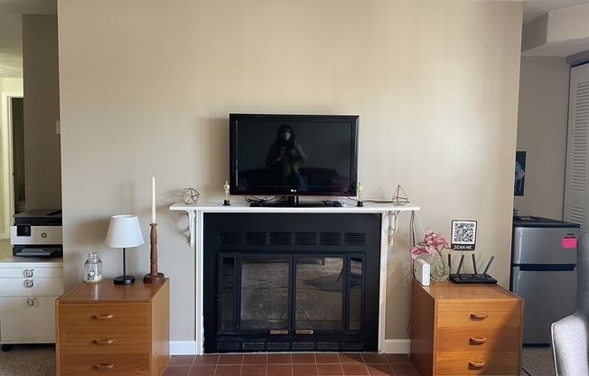 2 beds, 2 baths, 1,114 sqft, $3,950, Unit 606
