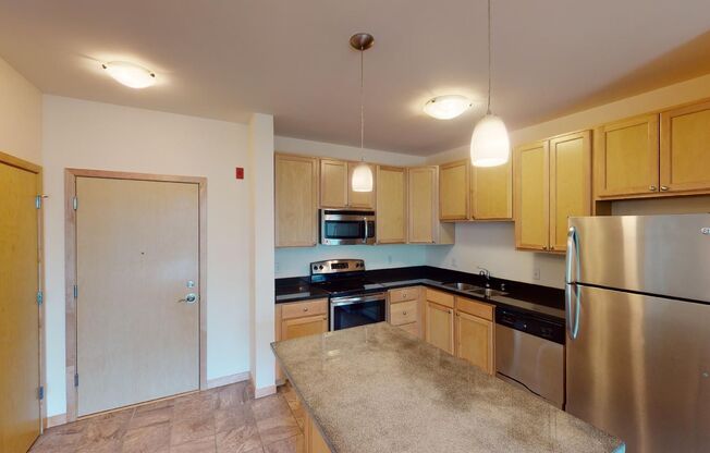 1 bed, 1 bath, 739 sqft, $1,640, Unit 5314-106