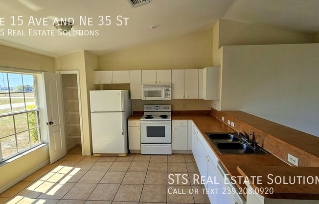 1505 NE 35 ST