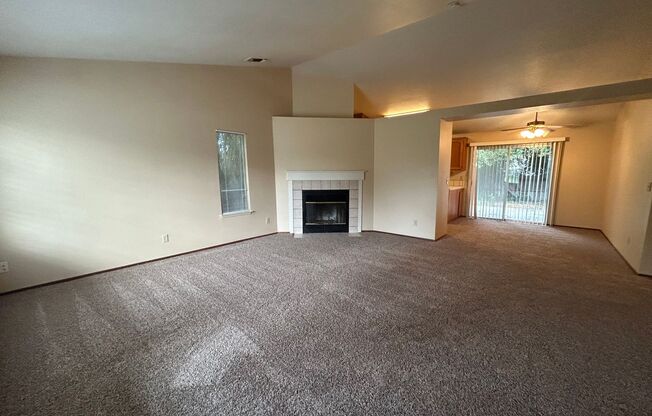 $500 MOVE IN SPECIAL OFF FIRST MONTHS RENT.