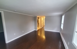 1 bed, 1 bath, 600 sqft, $2,300, Unit G