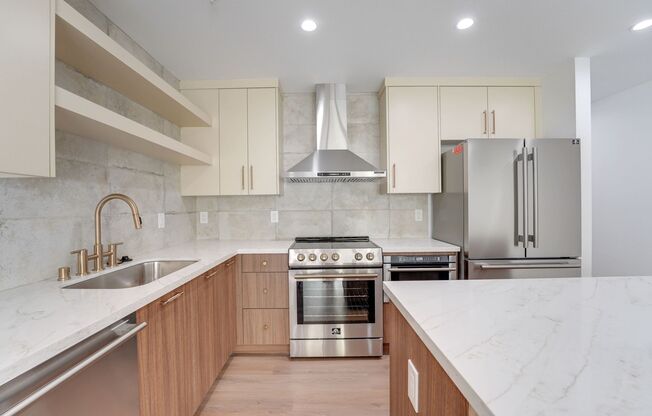 Coastal Luxury at Oceans 315 | La Jolla, CA
