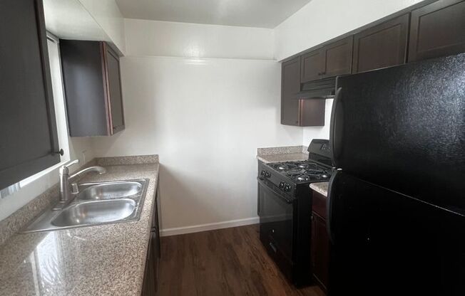 2 beds, 1 bath, 805 sqft, $2,495, Unit 2218 1/2