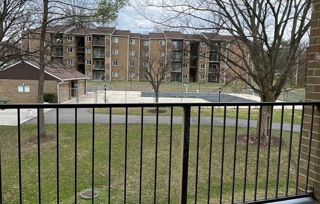 3 beds, 2 baths, 1,152 sqft, $2,350, Unit 14225 #103