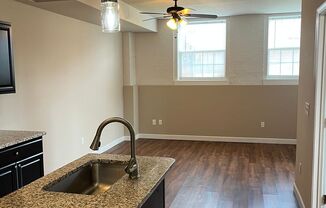 1 bed, 1 bath, 765 sqft, $1,095, Unit Apt. 102