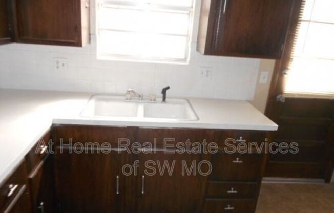 1154 A S OAK PARK