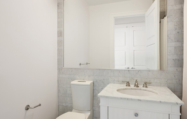 3 beds, 3.5 baths, 2,631 sqft, $38,000, Unit 68B