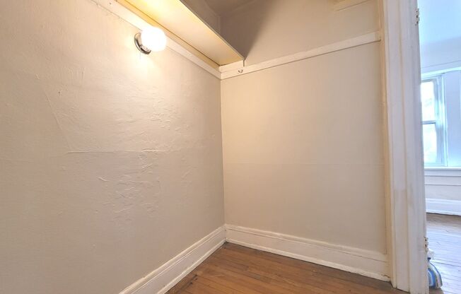 Studio, 1 bath, $745, Unit 112