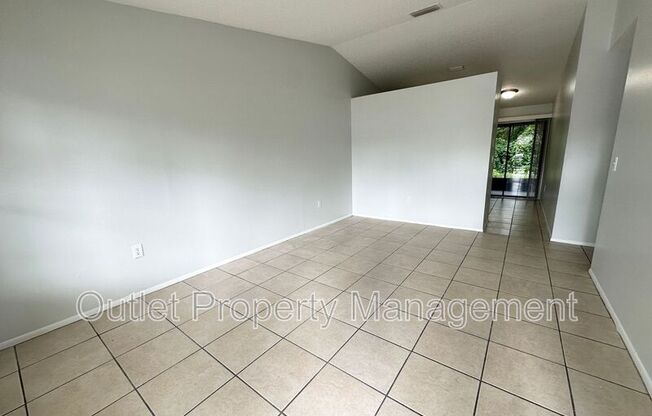 1710 RIDGEWOOD LN