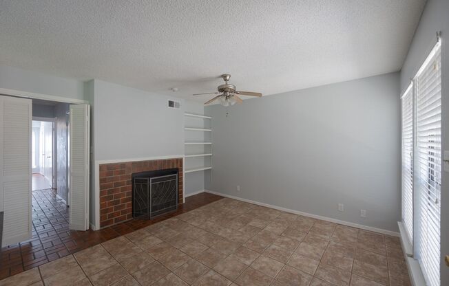 2 beds, 1 bath, $2,015