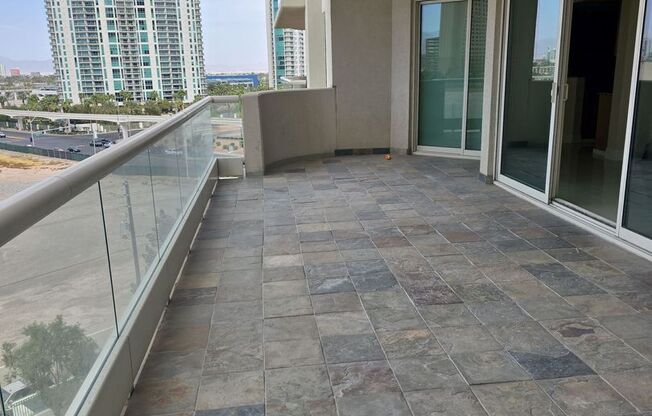 2 beds, 2 baths, $3,450, Unit # 603