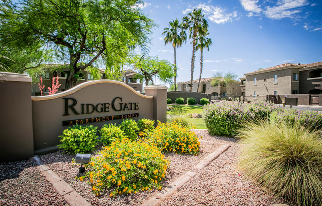 RidgeGate Apartments on Happy Valley Rd Phoenix AZ