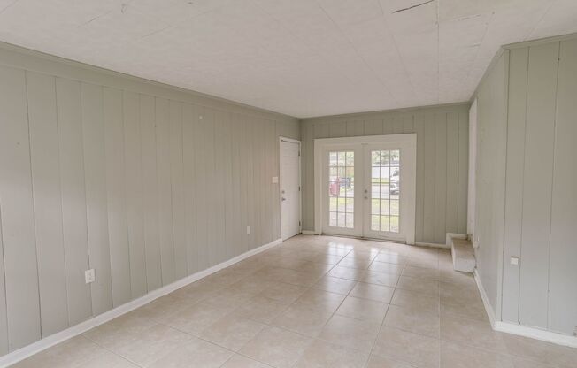 501 N. Hampton Avenue