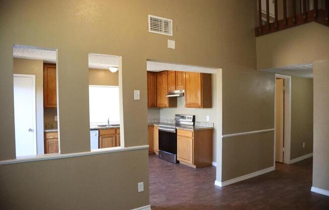 2307 EDGEDALE DR