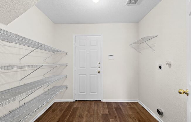 The Enclave at Lakeside