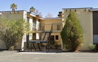 CASA DEL ORO APTS