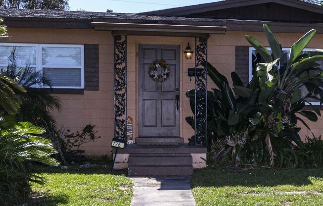 3/1.5 house in Sunshine Gardens