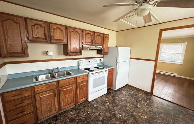 3 Bed, 1 Bath in South Bend IN. ACCEPTING SECTION 8