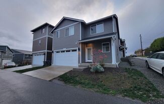 Beautiful Home Close to Manette, The YMCA, Shopping, Ferries