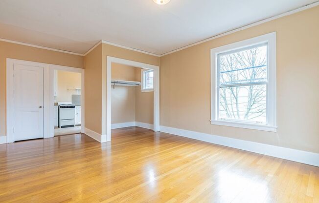 1 bed, 1 bath, 600 sqft, $1,795, Unit 207