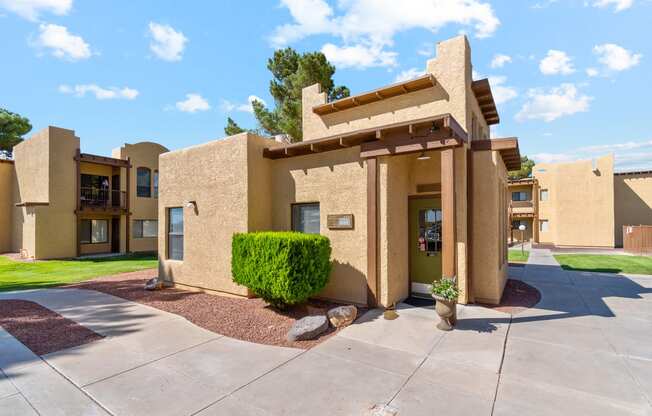 Leasing Office at Copper Ridge Apartments in Kingman Arizona