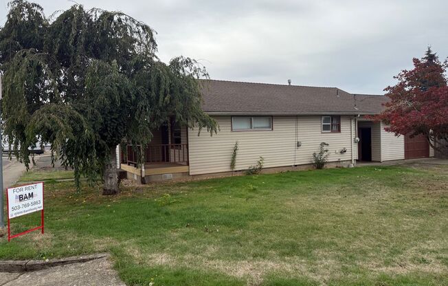 2 Bedroom 1 Bathroom Home Available in Aumsville!