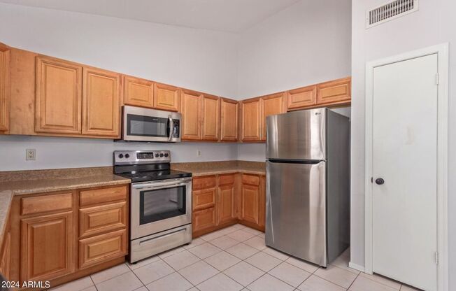 3 beds, 2 baths, $1,850