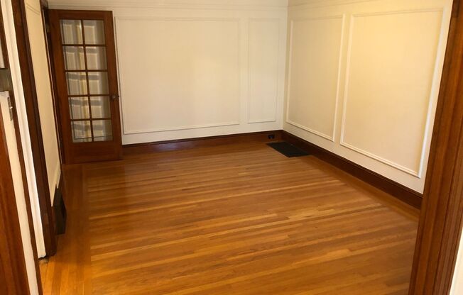 Classic Sunset single family home w/bonus sunroom and dining room for office/nursery with huge yard & garage!