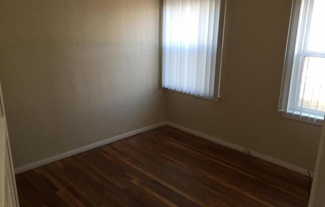 1516 N BUENA VISTA ST