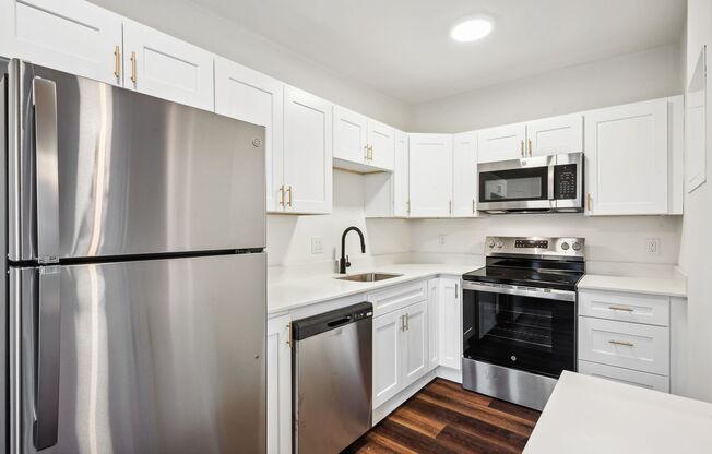1 bed, 1 bath, 550 sqft, $2,100