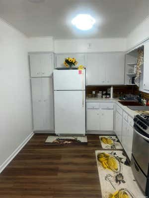 1 bed, 1 bath, $1,800