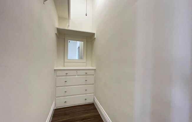 1 bed, 1 bath, $1,650, Unit 202
