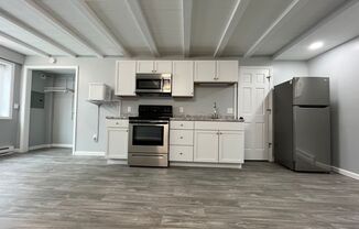 1 bed, 1 bath, 400 sqft, $725, Unit 4