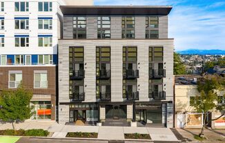 510 Broadway -- fully remodeled studios and lofts near First Hill and Capitol Hill
