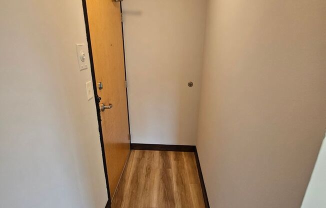 Studio, 1 bath, 352 sqft, $975, Unit 316-603