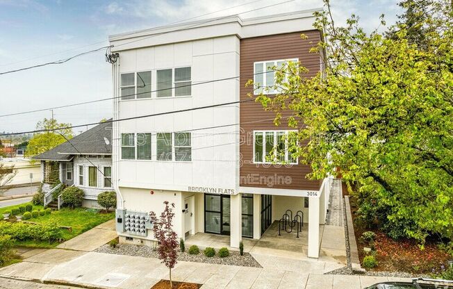 3014 SE 8 AVE