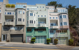 Corona Heights - 3 BR, 2.5 BA Condo 1,586 Sq. Ft. - 3D Virtual Tour, Parking, Patio