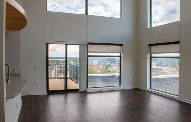 1 bed, 1.5 baths, 1,200 sqft, $3,125, Unit 1205